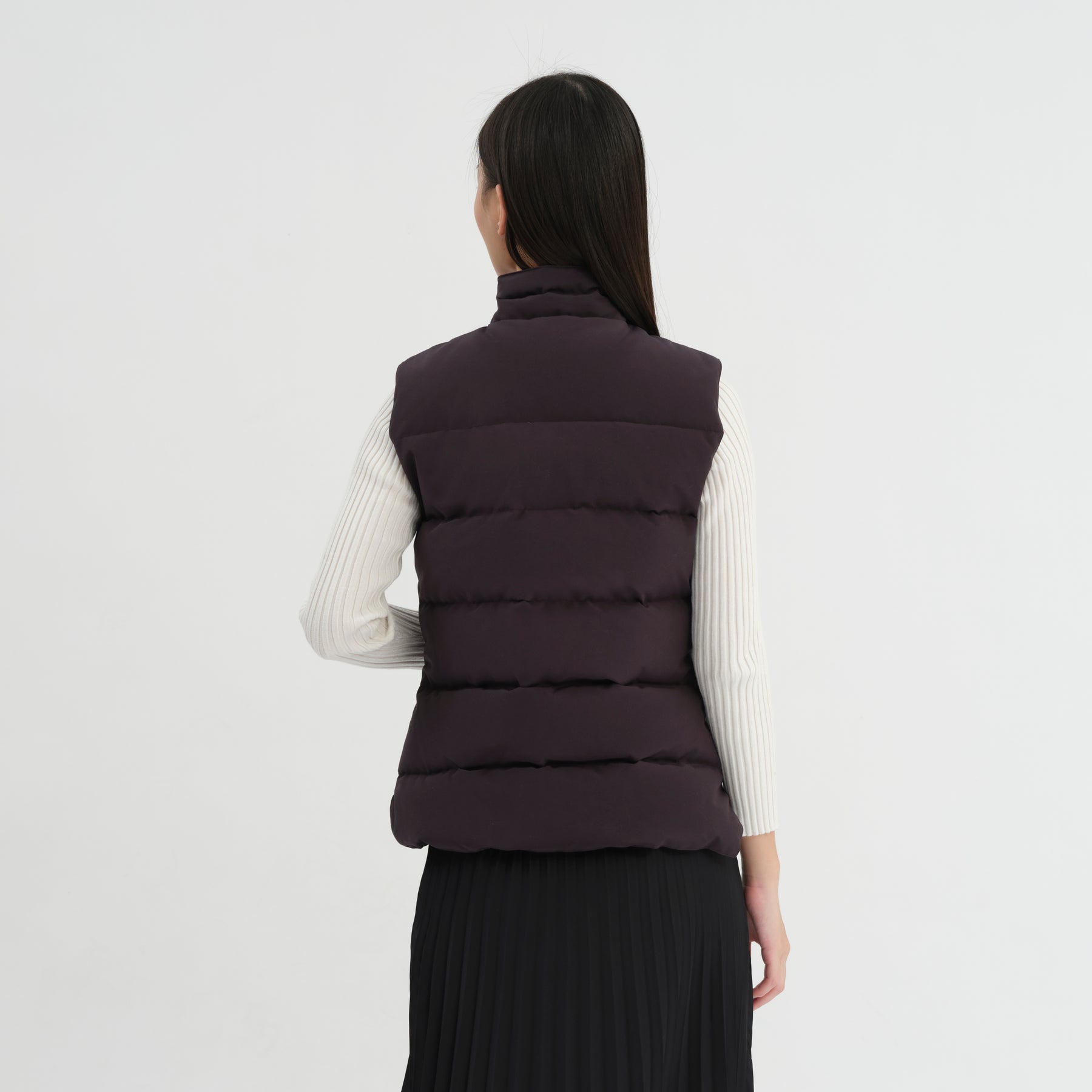 Pamila Vest