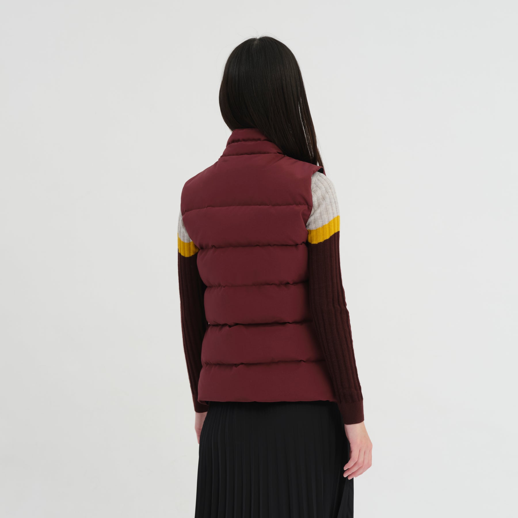 Pamila Vest